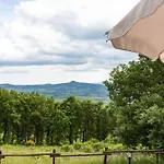 مزرعة للإقامة Masseria Del Bosco Palazzone *